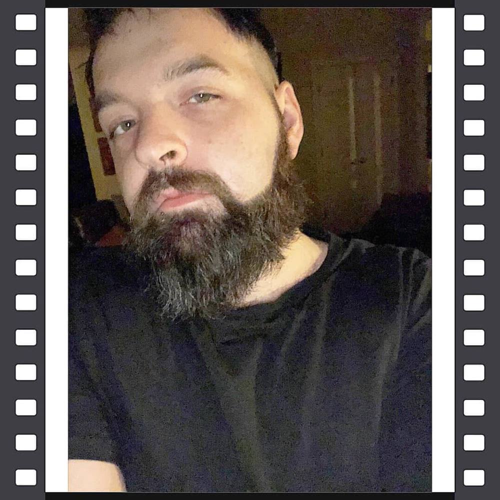 Meet your Posher, Logan